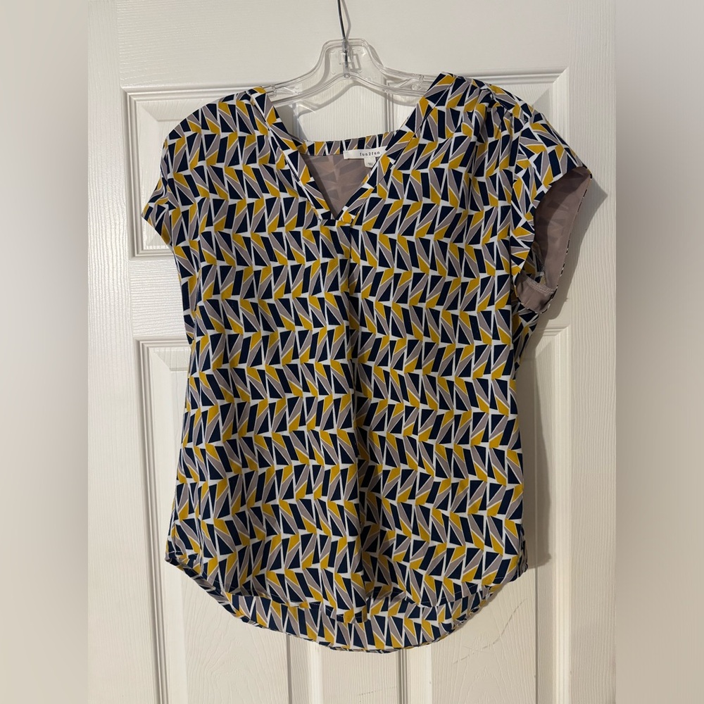 Fun2Fun geometric blouse